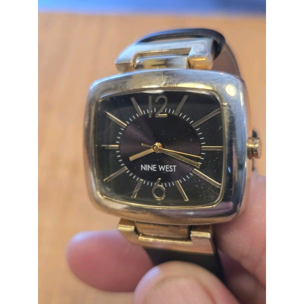 Nine West Ladies' Stainless Steel Leather Band Watch. New Battery.
